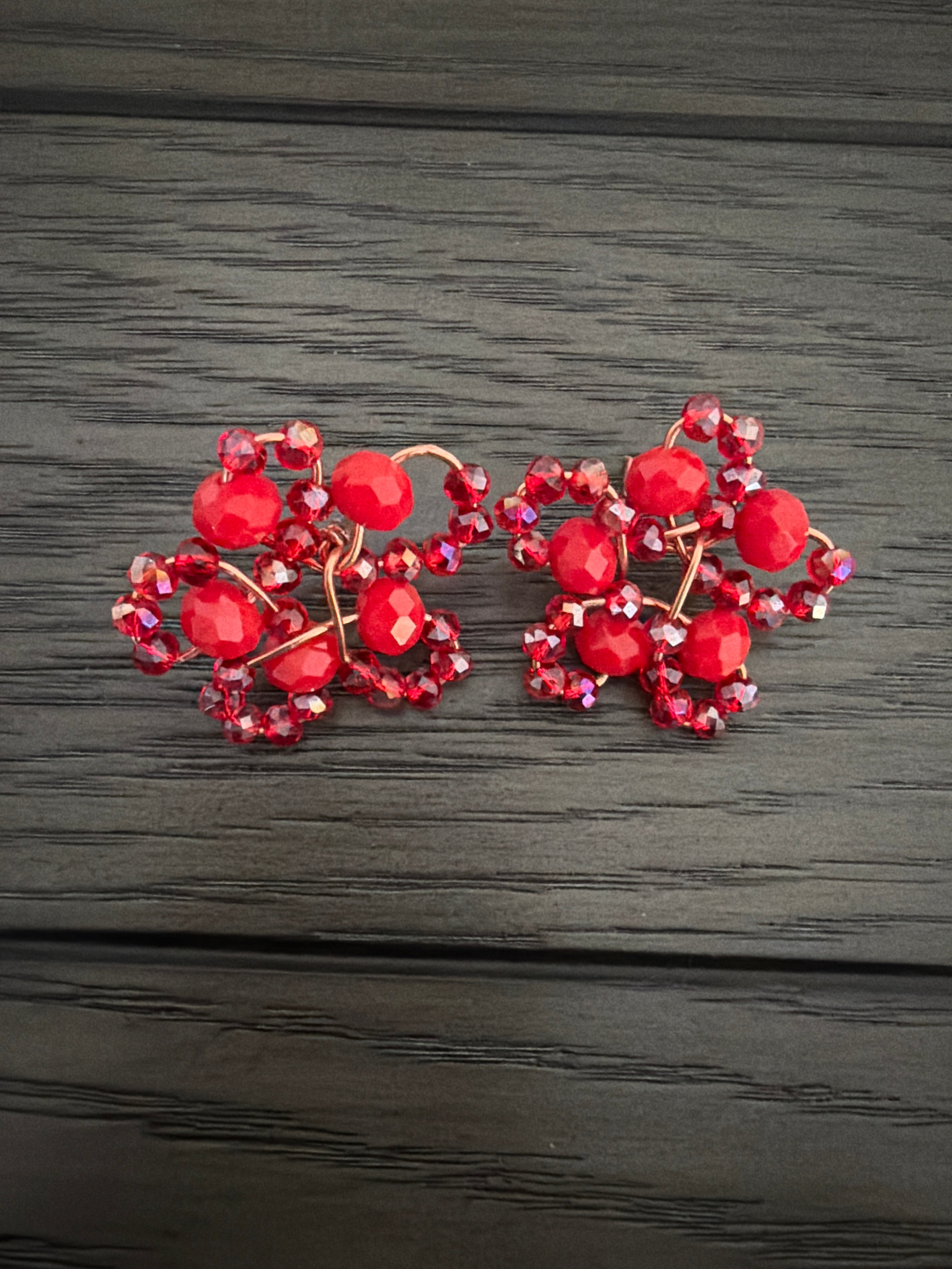 Flower wire earrings