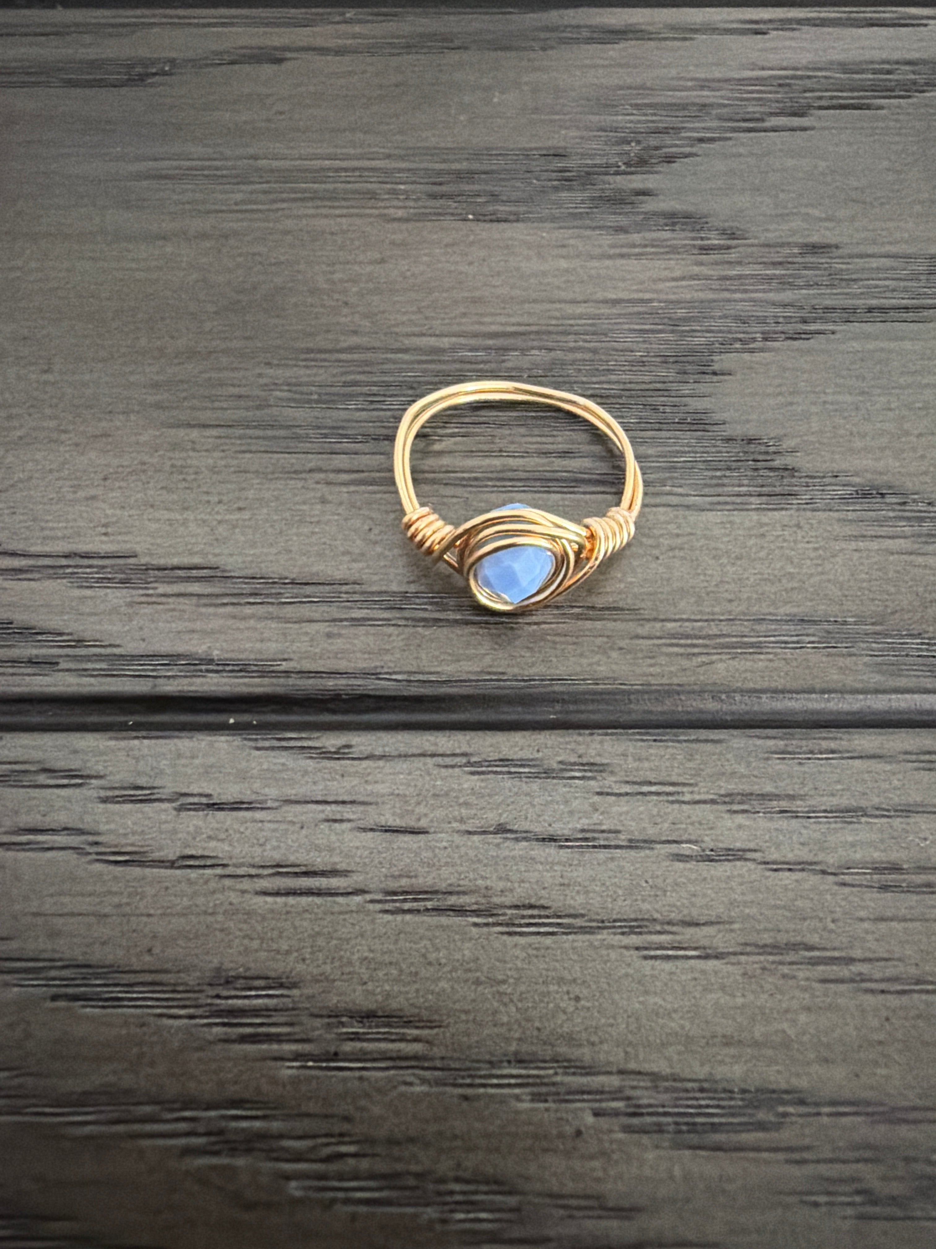 Gold wire ring Size:8