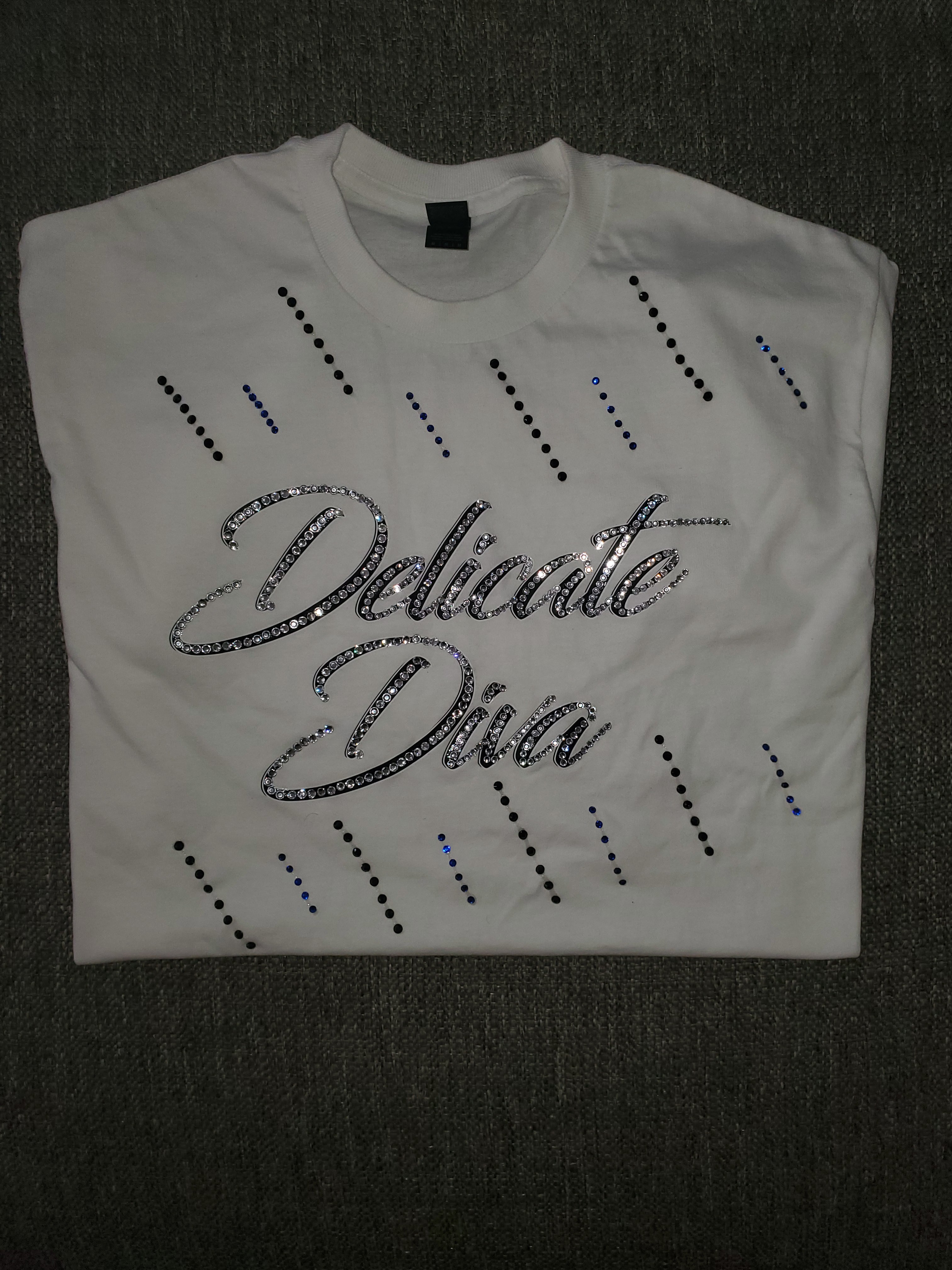 Delicate Diva T-Shirt (M)