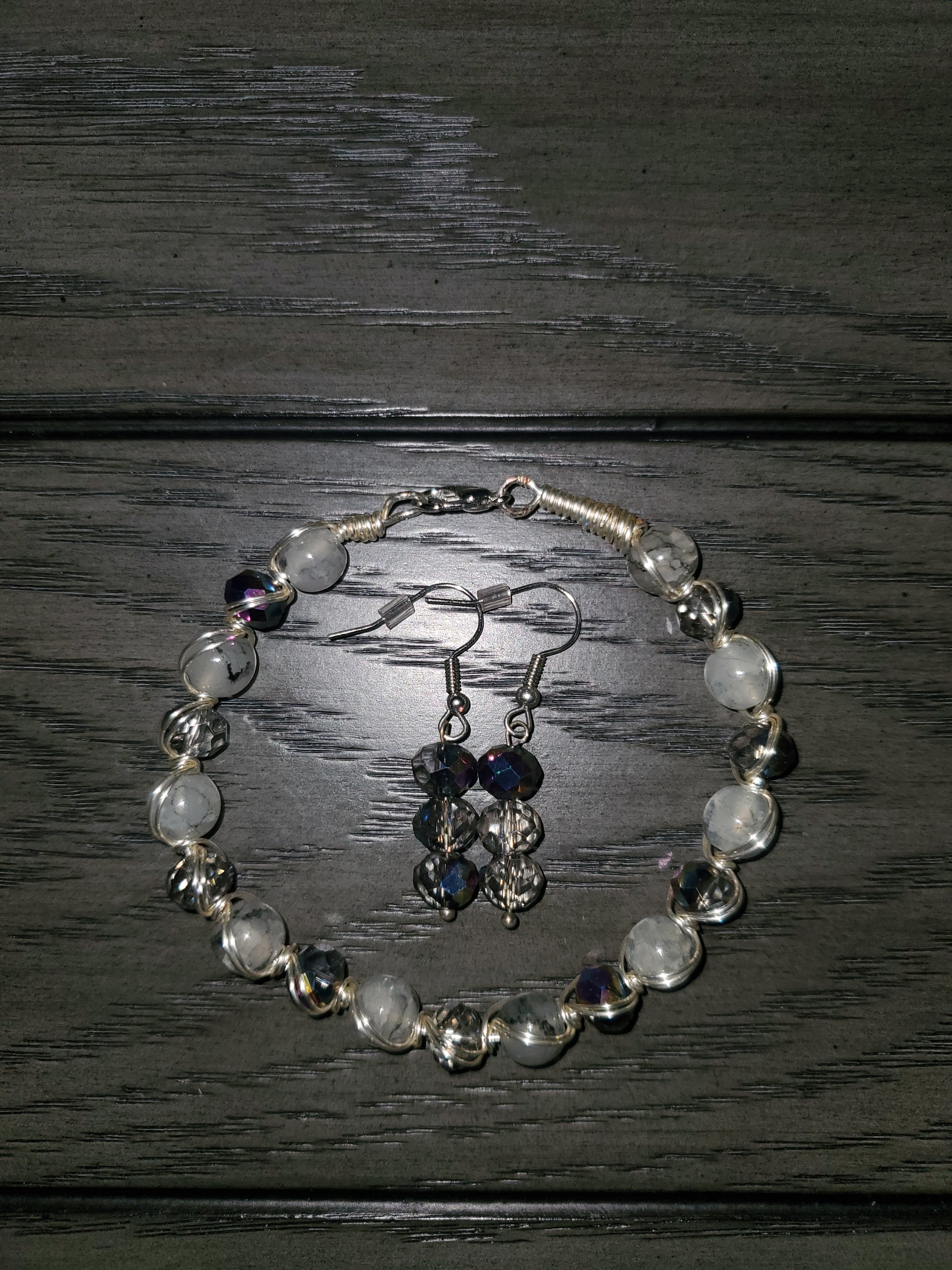 Wire bracelet & earring set